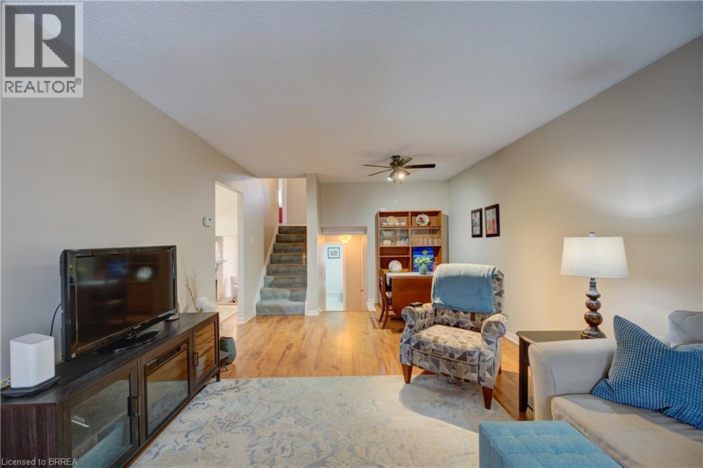 9 Max Webster Road, Brantford, Ontario N3P 1G5 - Photo 6 - 40790919