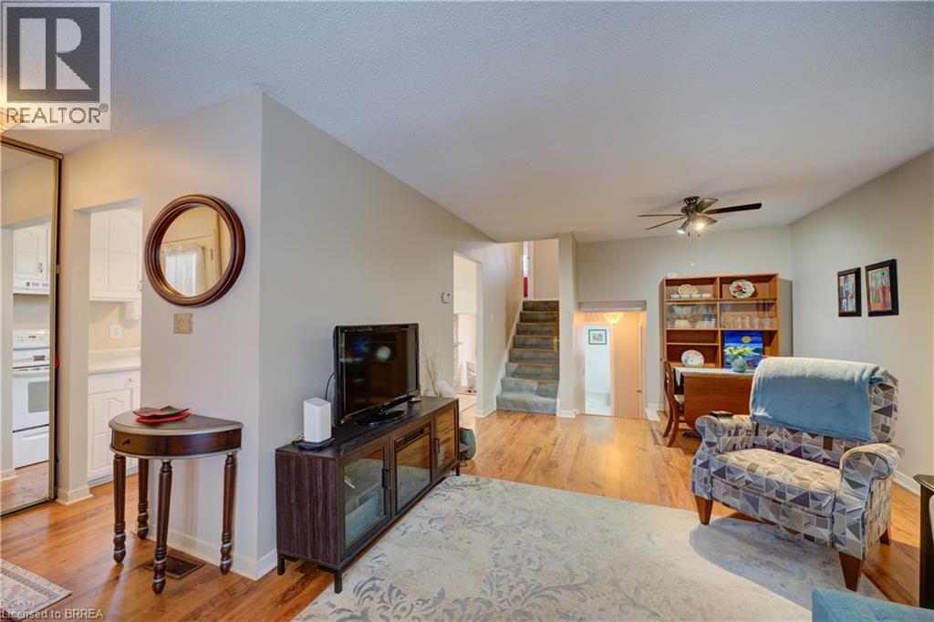 9 Max Webster Road, Brantford, Ontario N3P 1G5 - Photo 7 - 40790919