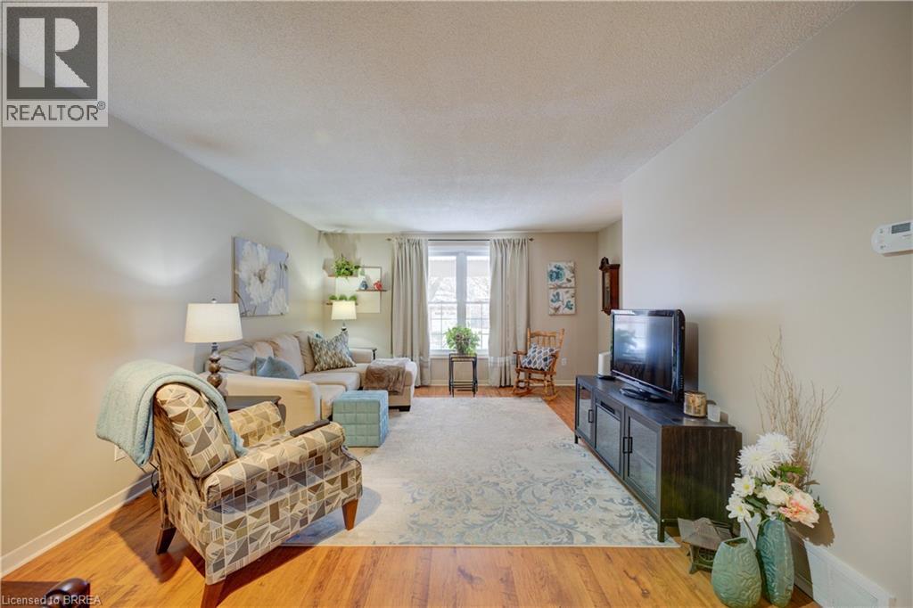 9 Max Webster Road, Brantford, Ontario N3P 1G5 - Photo 8 - 40790919