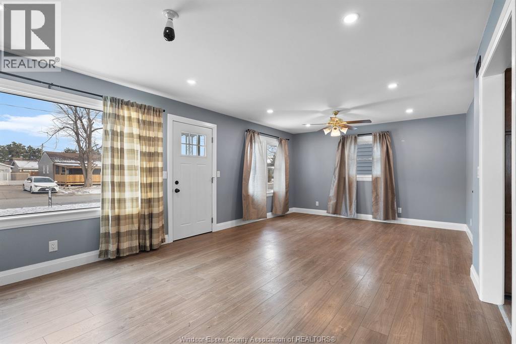 2679 Lloyd George Boulevard, Windsor, Ontario  N8T 2T6 - Photo 3 - 25030990