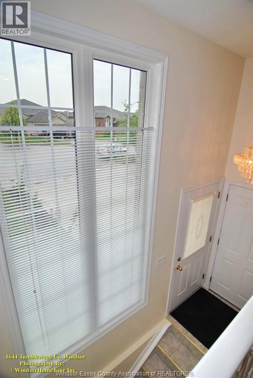 1644 Tumbleweed Court, Windsor, Ontario N9G 3B9 - Photo 5 - 25030989