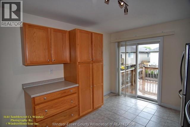 1644 Tumbleweed Court, Windsor, Ontario N9G 3B9 - Photo 6 - 25030989