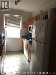 1529 Riverside Drive East Unit# #2, Windsor, Ontario N9A 2V1 - Photo 4 - 25030988