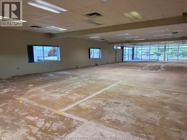 4520 Rhodes Drive, Windsor, Ontario  N8W 5C2 - Photo 20 - 25030982