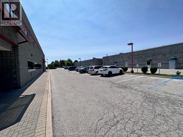 4520 Rhodes Drive, Windsor, Ontario  N8W 5C2 - Photo 4 - 25030982