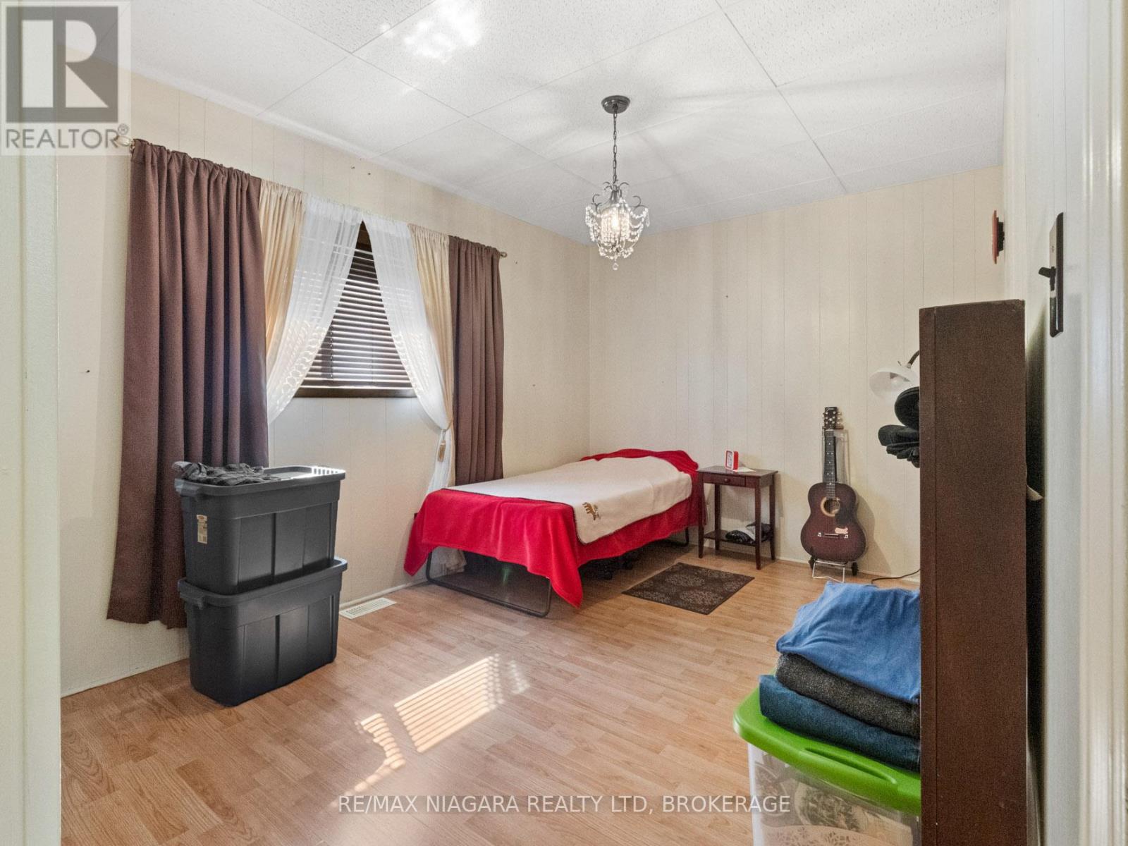 61 Queen Street, Fort Erie, Ontario  L2A 1T7 - Photo 19 - X12393901