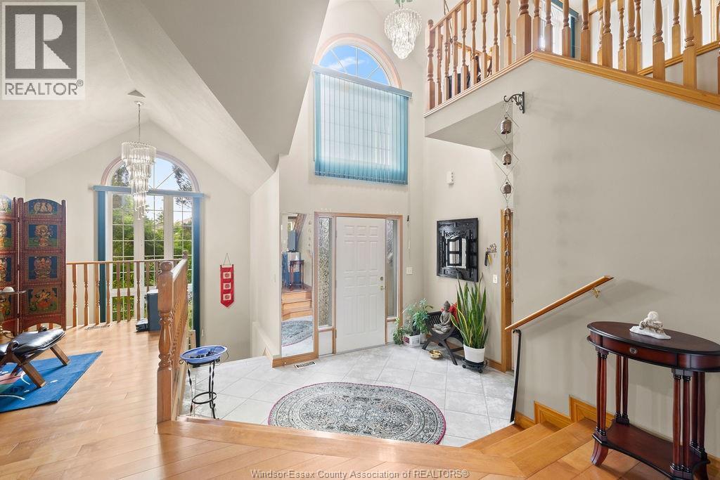 4577 Hunt Club Crescent, Windsor, Ontario N9G 2P6 - Photo 3 - 25030992