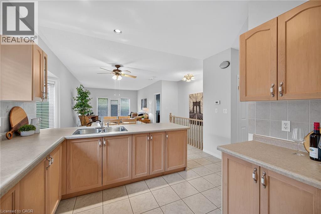 213 Nash Road S Unit# 33, Hamilton, Ontario  L8K 6S2 - Photo 7 - 40778928