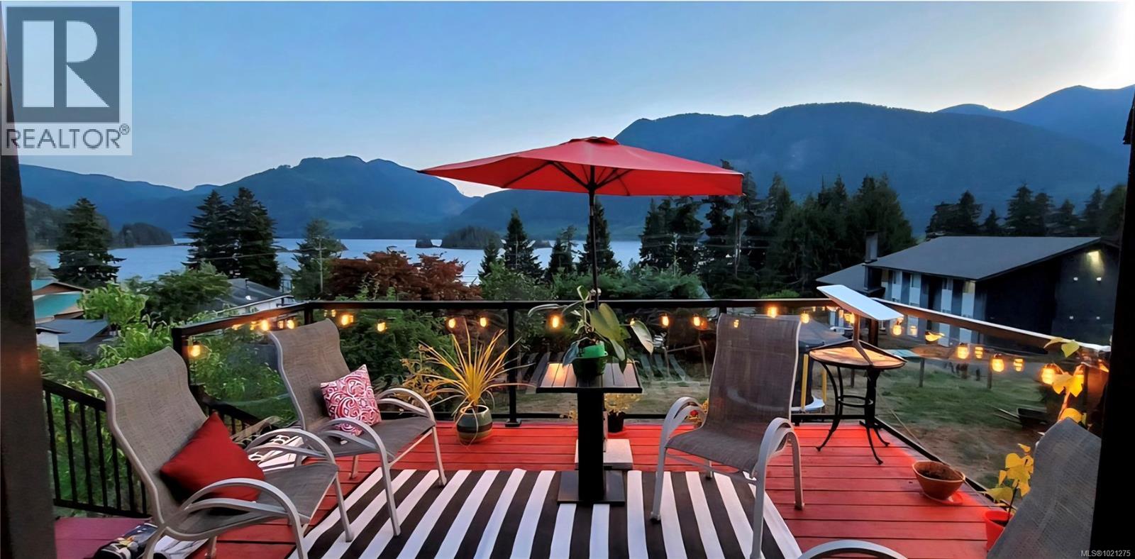 1112 Maquinna Ave, Port Alice, British Columbia  V0N 2N0 - Photo 3 - 1021275