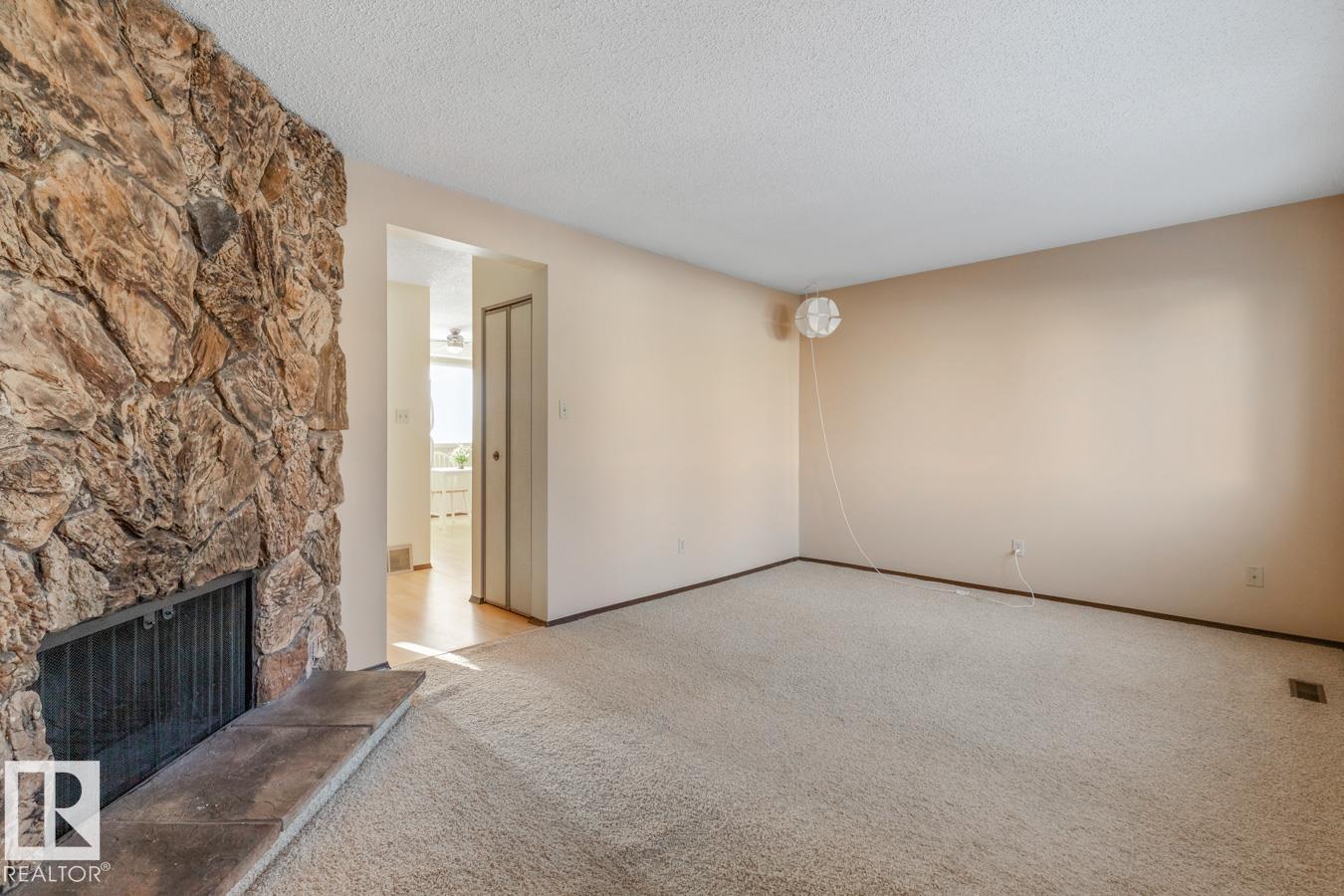 1285 Hooke Rd Nw, Edmonton, Alberta  T5A 4A5 - Photo 12 - E4466300