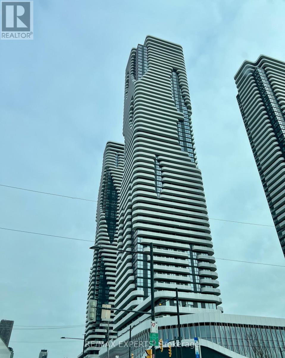 2803 - 8 INTERCHANGE WAY, Vaughan, Ontario