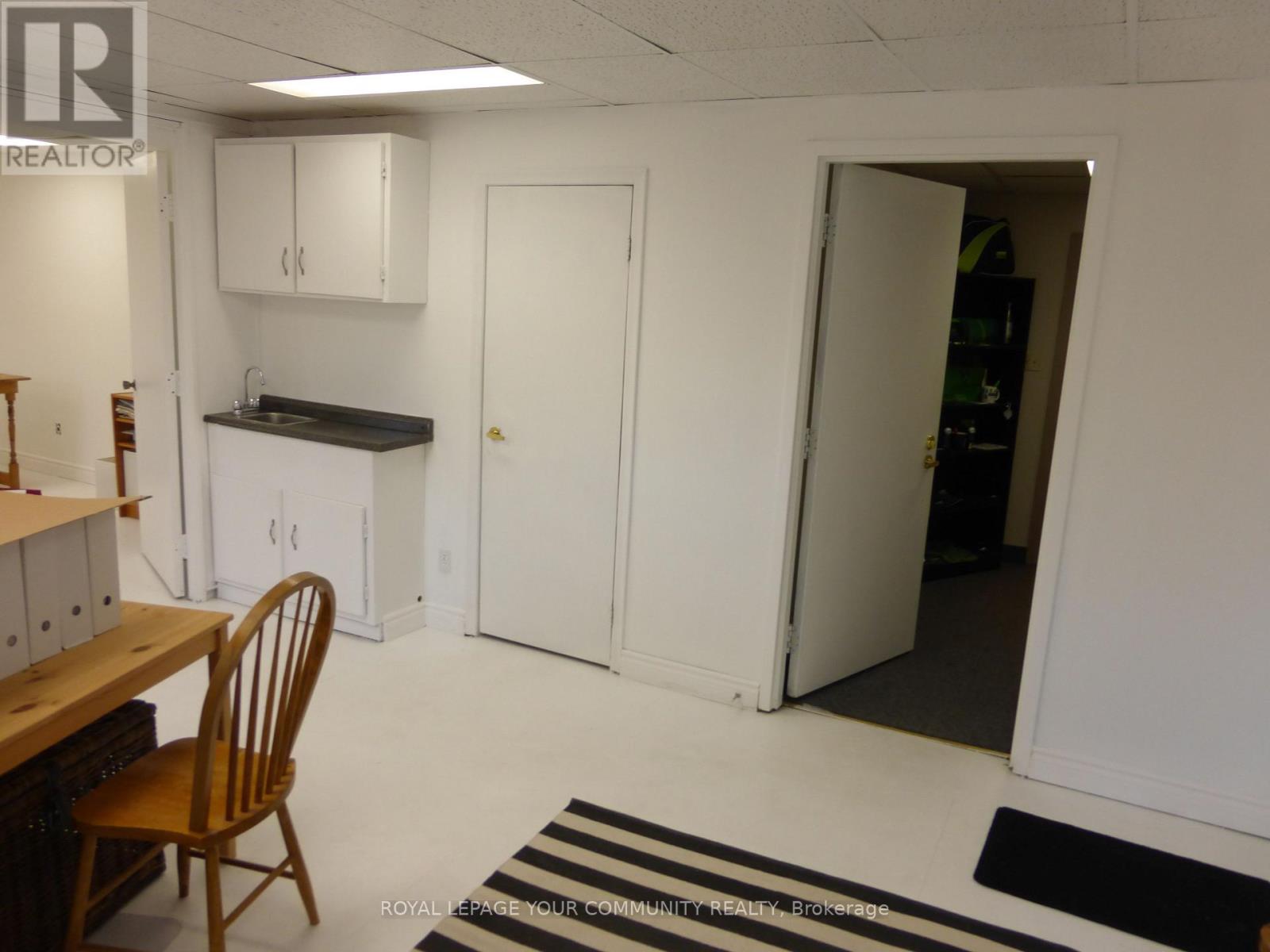 202-A - 6060 Highway 7 E, Markham, Ontario  L3P 3A9 - Photo 8 - N12593742