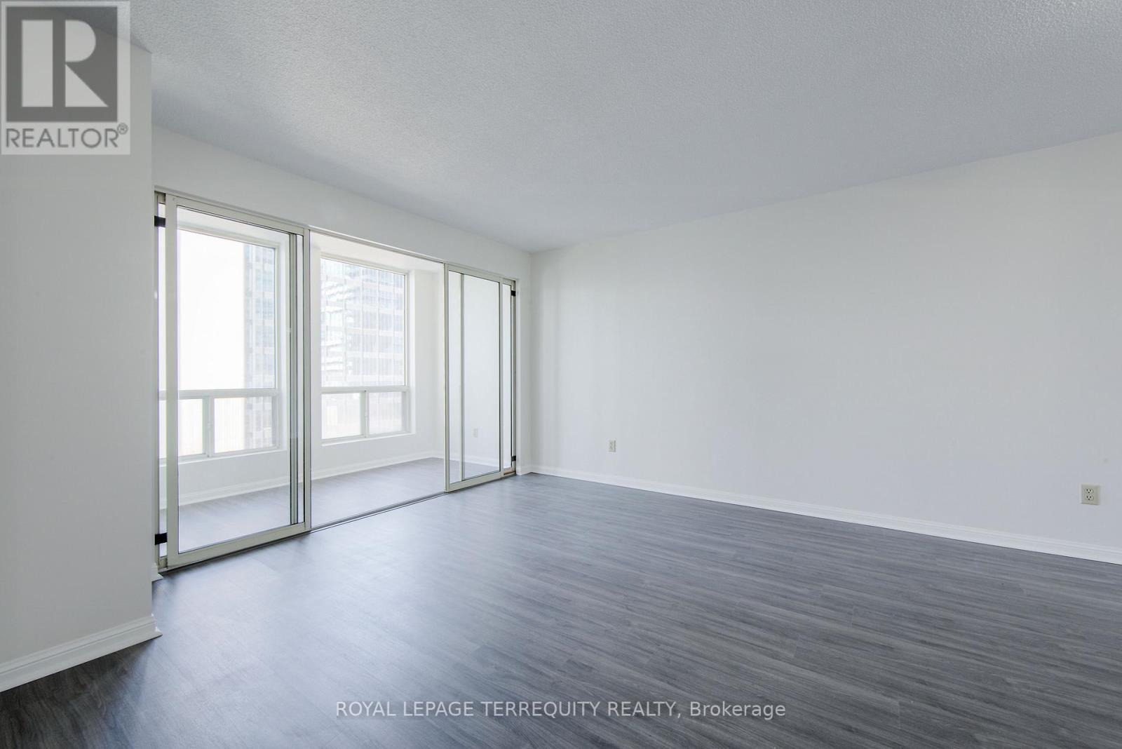 2101 - 25 Grenville Street, Toronto, Ontario  M4Y 2X5 - Photo 13 - C12594390