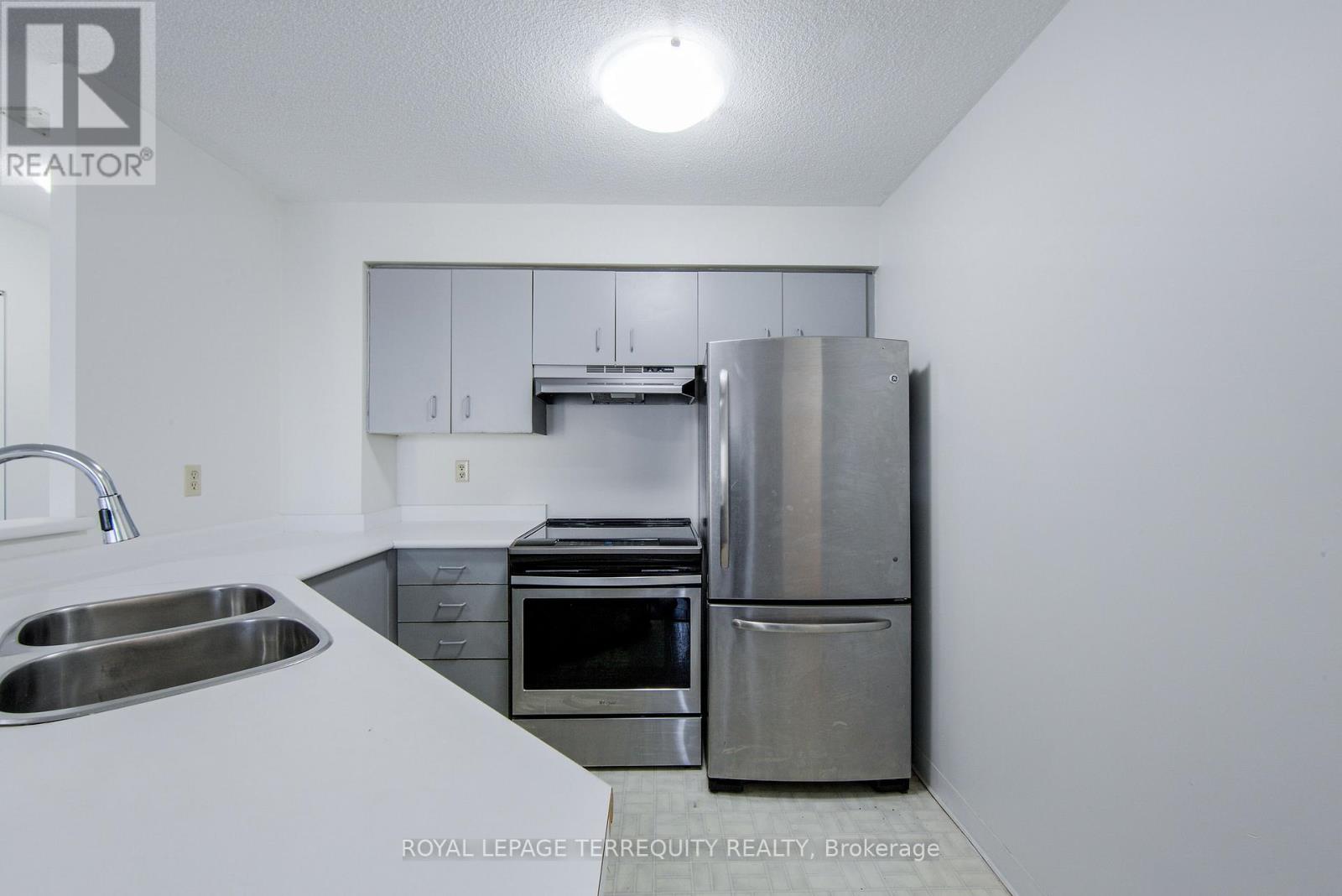 2101 - 25 Grenville Street, Toronto, Ontario  M4Y 2X5 - Photo 18 - C12594390