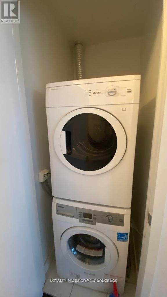 1311 - 12 York Street, Toronto, Ontario M5J 2Z2 - Photo 15 - C12594412