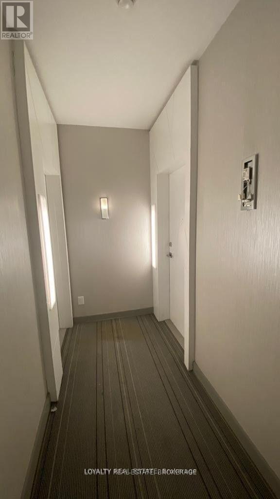 1311 - 12 York Street, Toronto, Ontario M5J 2Z2 - Photo 3 - C12594412