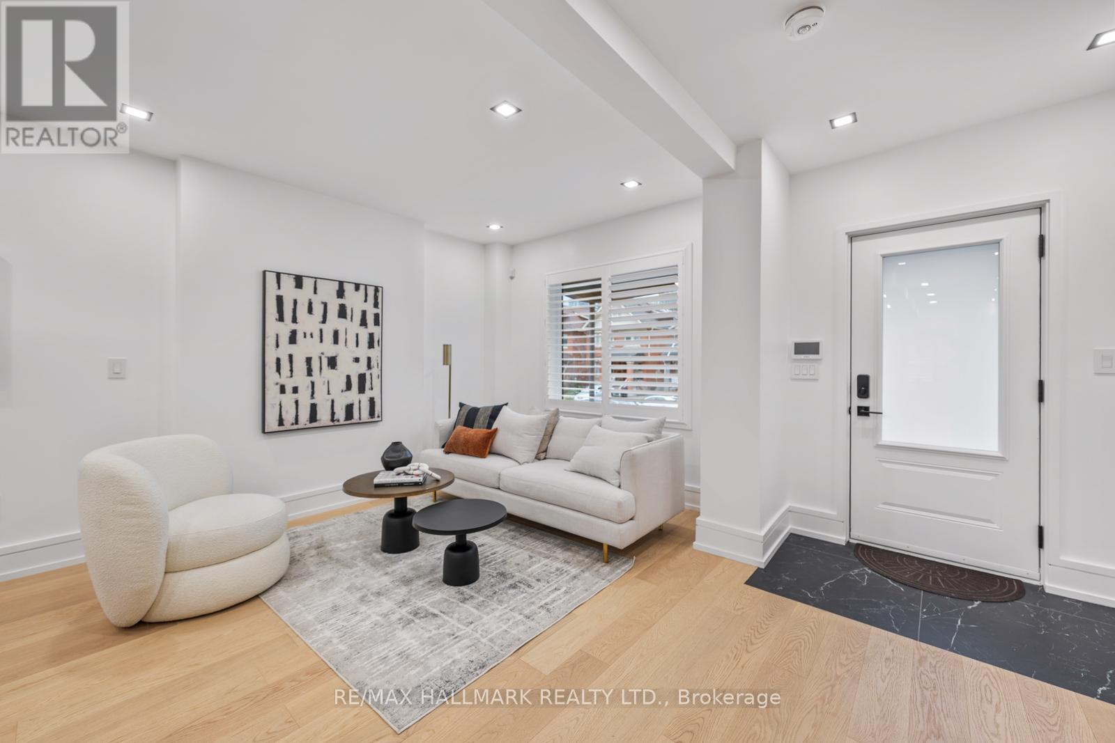 86 Albertus Avenue, Toronto, Ontario  M4R 1J7 - Photo 5 - C12594430