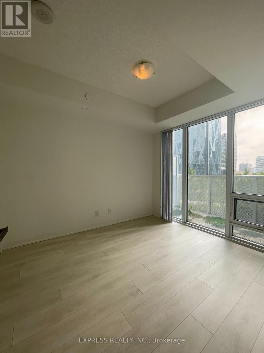 1005 - 100 Harbour Street, Toronto, Ontario M5J 0B5 - Photo 6 - C12594438