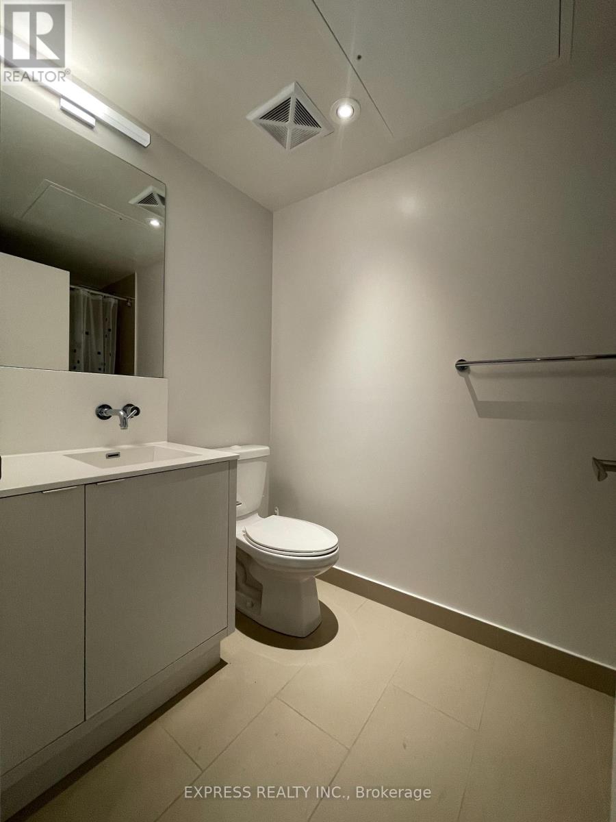 1005 - 100 Harbour Street, Toronto, Ontario M5J 0B5 - Photo 8 - C12594438