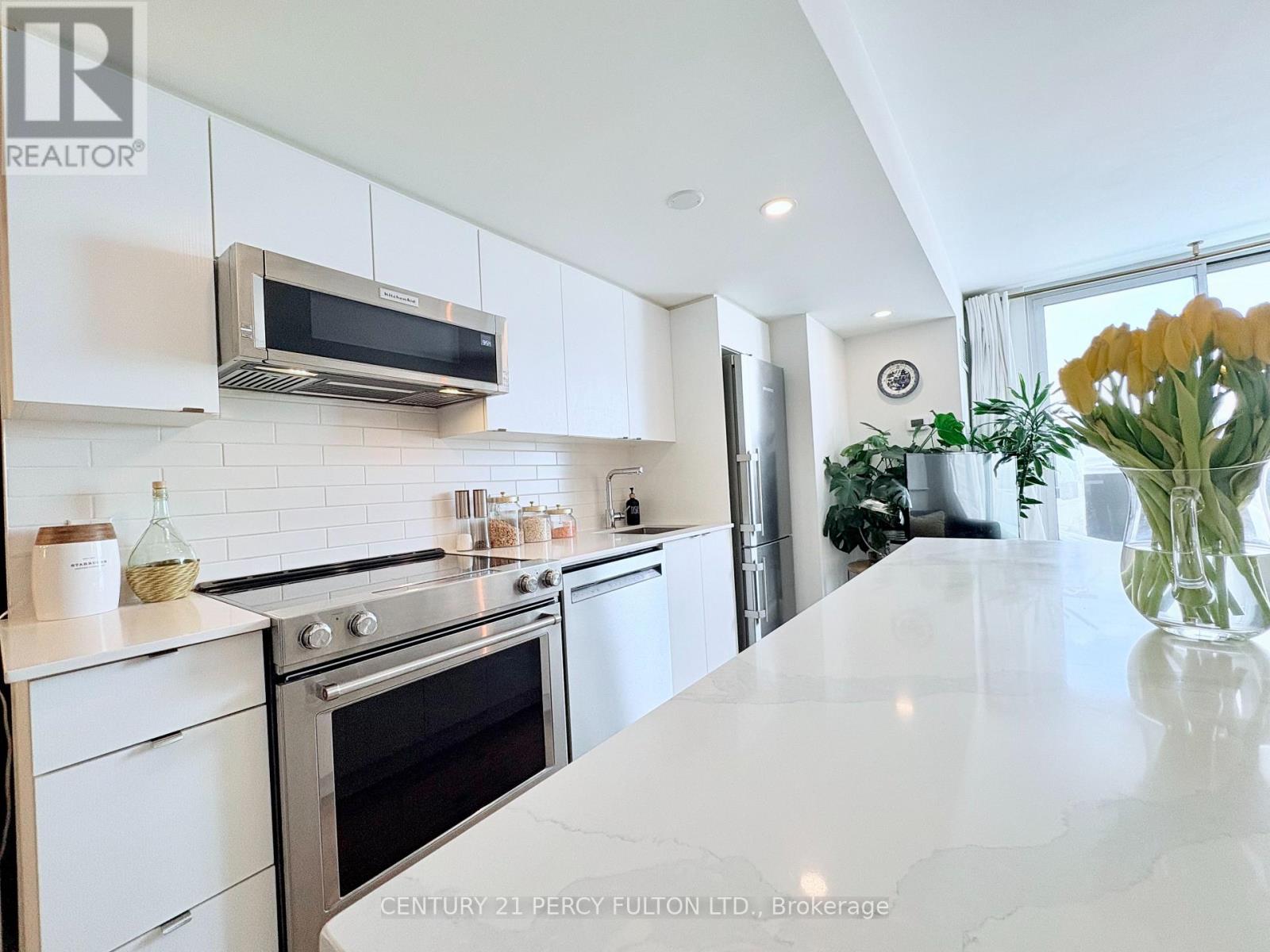 606 - 1401 O'connor Drive, Toronto, Ontario M4B 2V5 - Photo 5 - E12594338