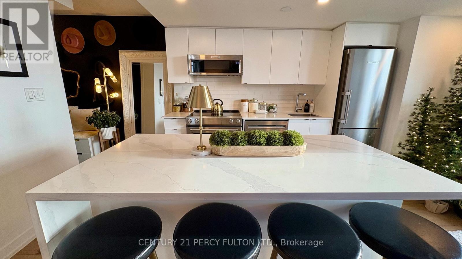 606 - 1401 O'connor Drive, Toronto, Ontario  M4B 2V5 - Photo 7 - E12594338