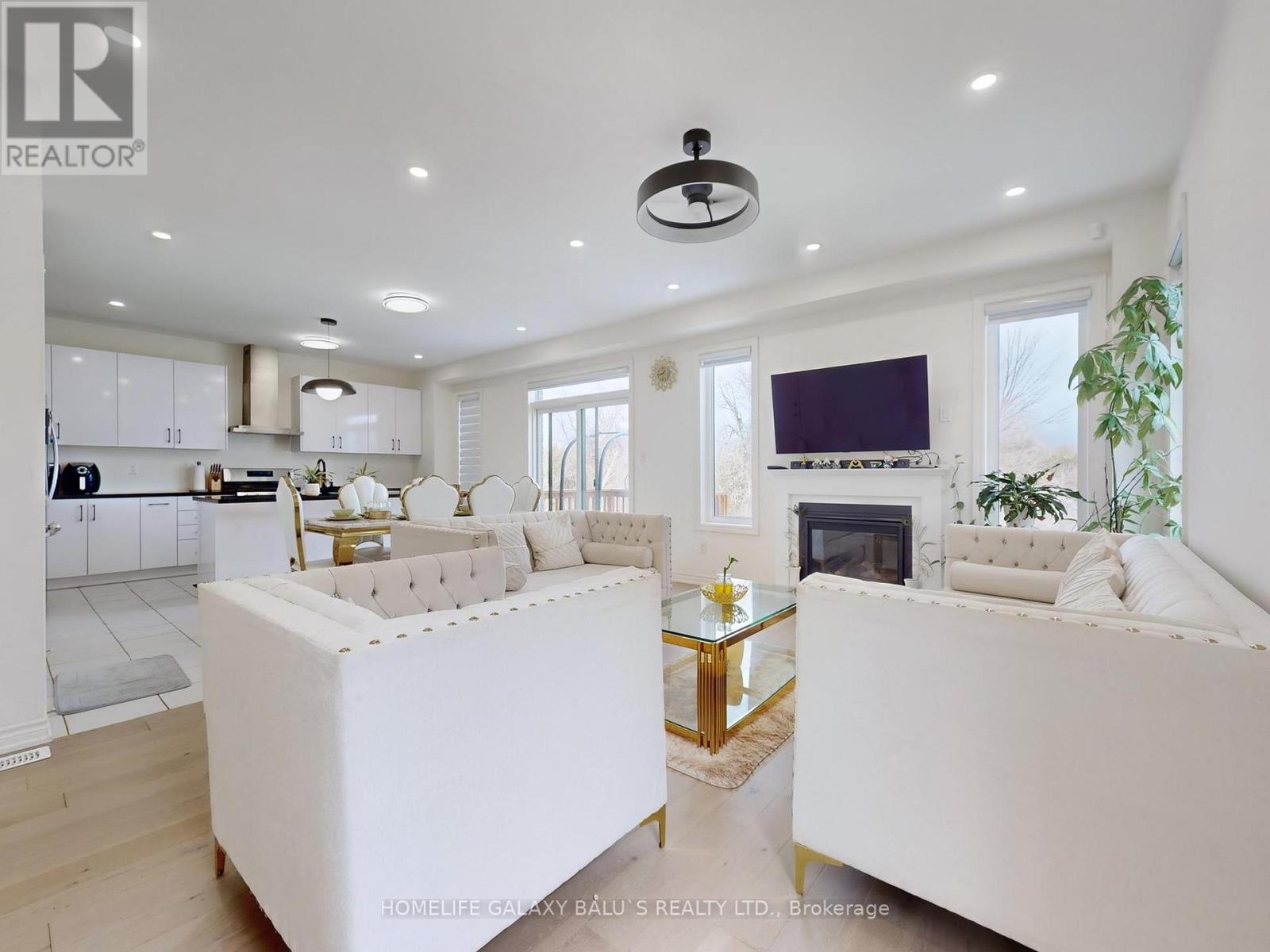 13 Thelma Drive, Whitby, Ontario L1P 0N3 - Photo 9 - E12594416