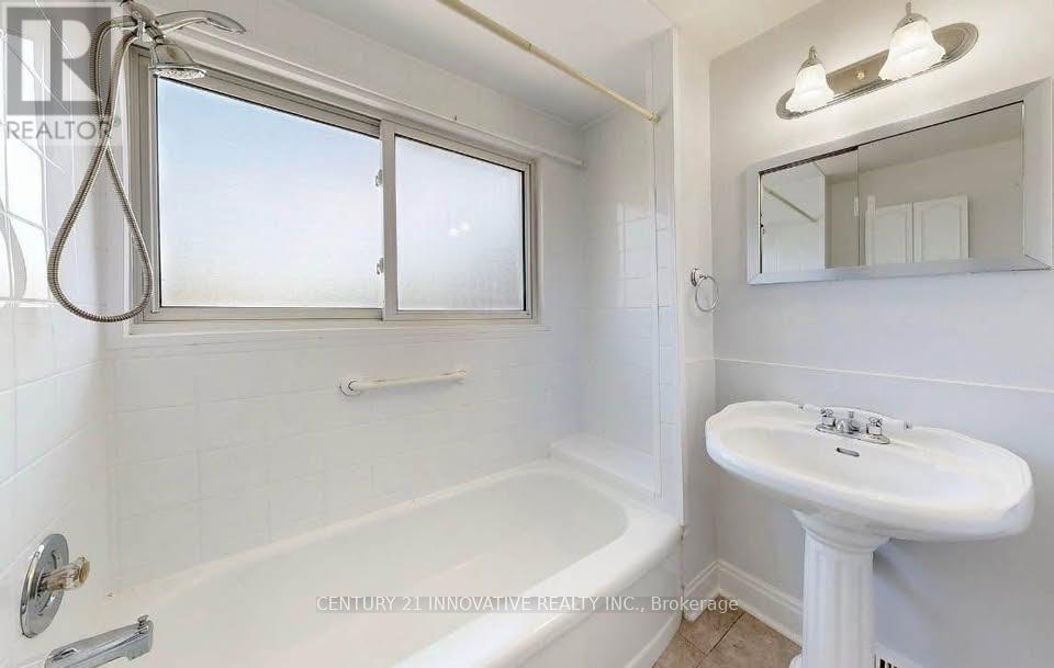 Main - 18 Stamford Square S, Toronto, Ontario M1L 1X3 - Photo 14 - E12594418