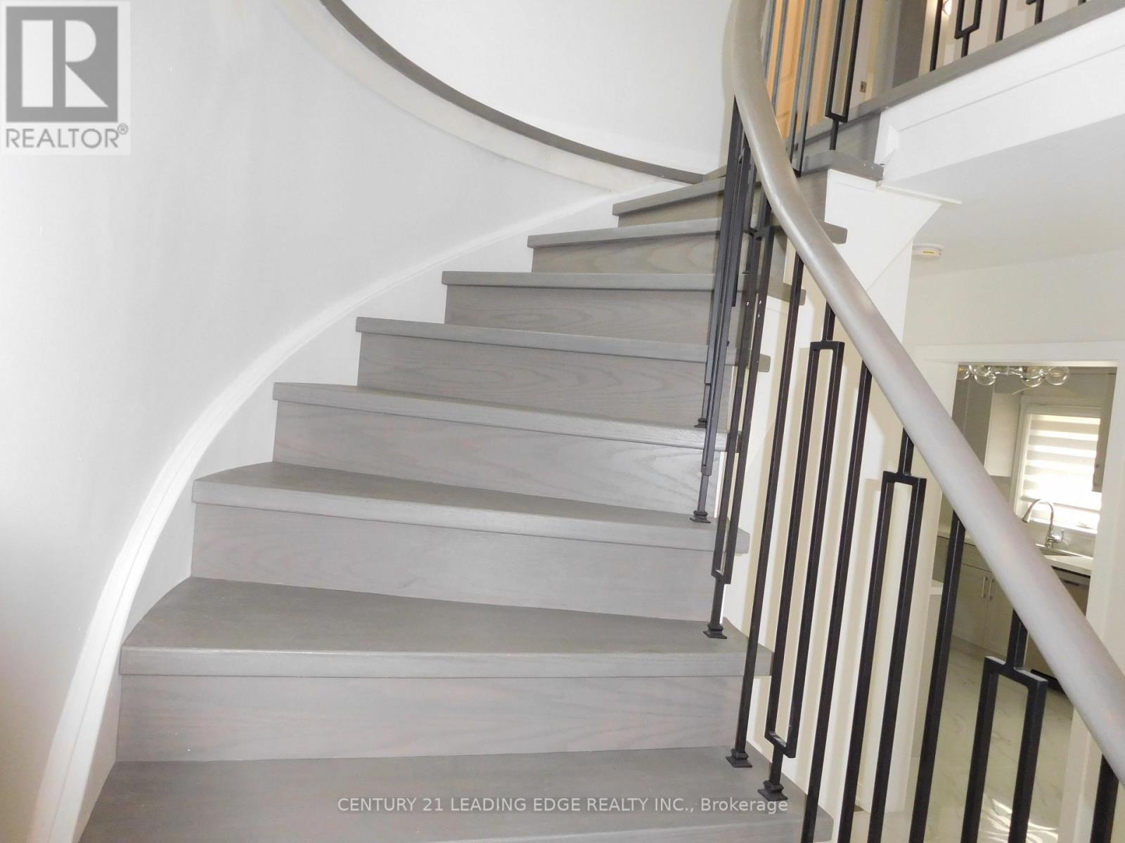 Upper - 88 Hewitt Crescent, Ajax, Ontario L1S 7B4 - Photo 12 - E12594428