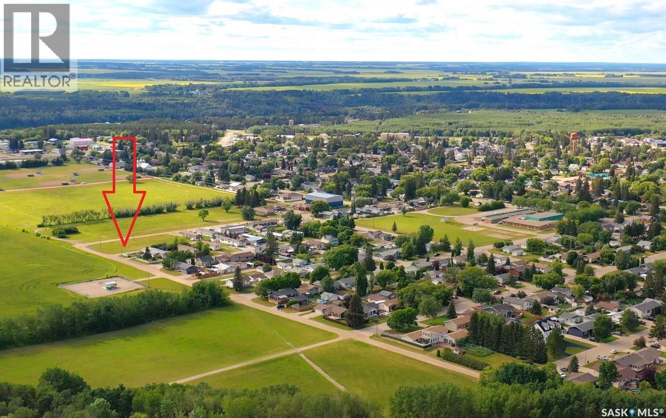 1221 3rd Street W, Nipawin, Saskatchewan  S0E 1E0 - Photo 2 - SK024941