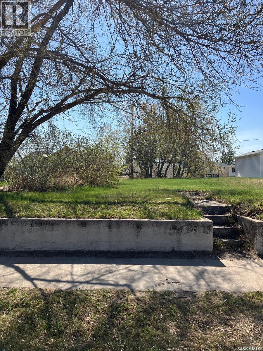 620 1st AVENUE W, nipawin, Saskatchewan