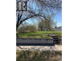 620 1st Avenue W, Nipawin, Ca