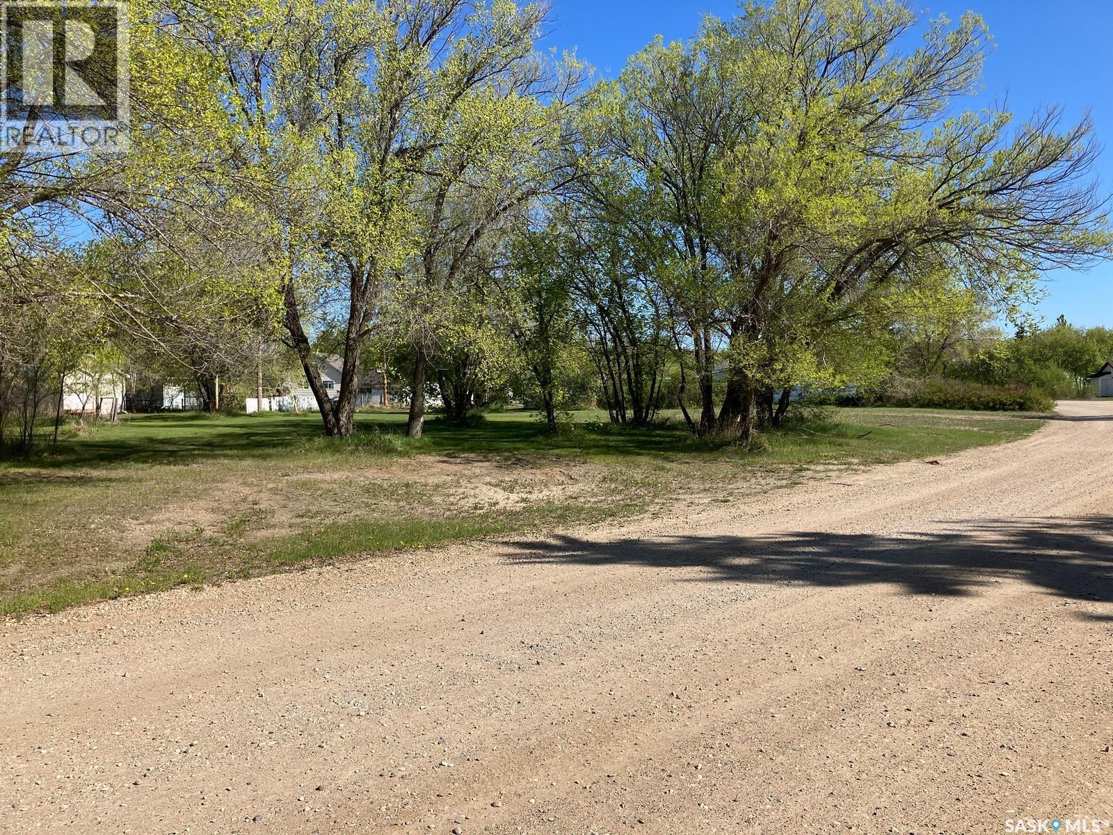108-114 Kingsway Drive, Nipawin, Saskatchewan  S0E 1E0 - Photo 4 - SK024929