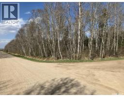 1 W Tamarac Avenue, Nipawin, Ca