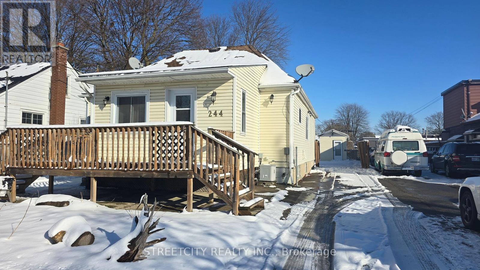 244 VANCOUVER STREET, London East, Ontario