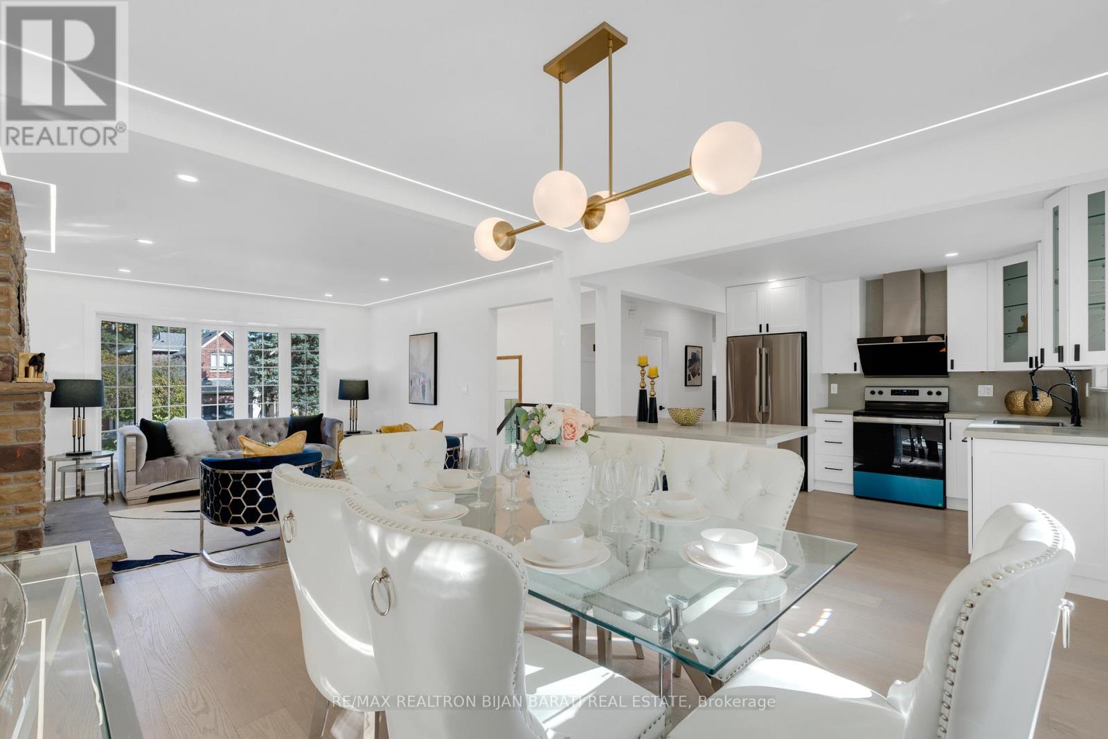 14 Henderson Avenue, Markham, Ontario L3T 2K3 - Photo 5 - N12594344