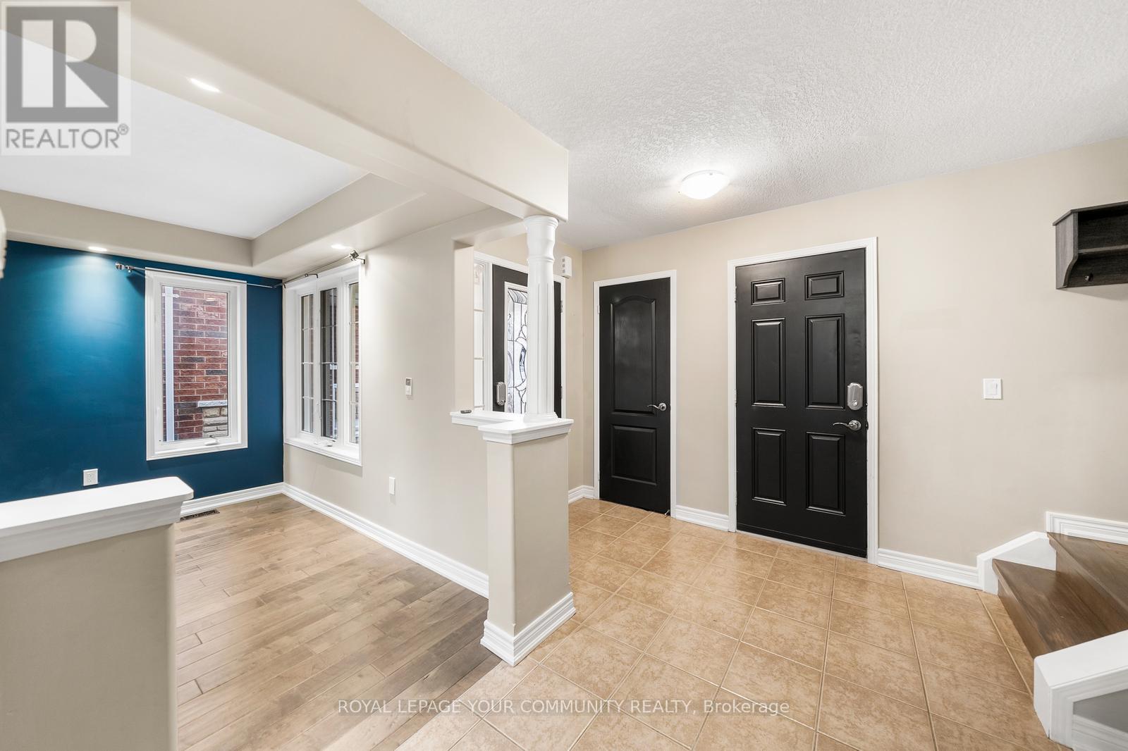 Upper - 1821 Lamstone Street, Innisfil, Ontario  L9S 4Z9 - Photo 17 - N12594442