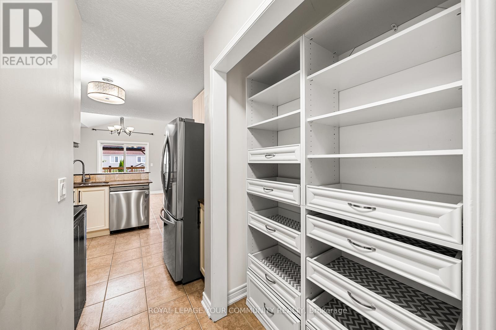 Upper - 1821 Lamstone Street, Innisfil, Ontario  L9S 4Z9 - Photo 18 - N12594442