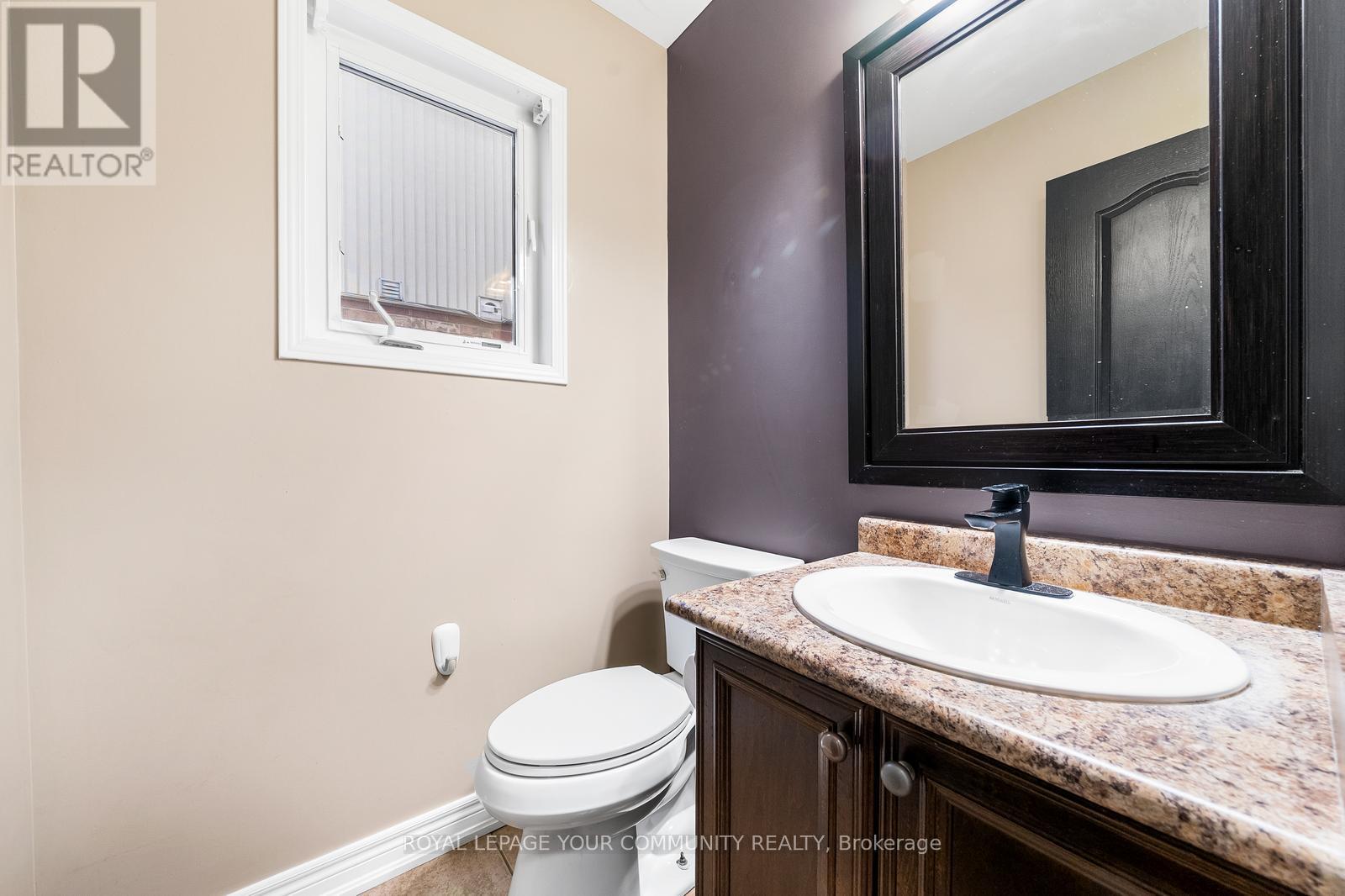 Upper - 1821 Lamstone Street, Innisfil, Ontario  L9S 4Z9 - Photo 19 - N12594442