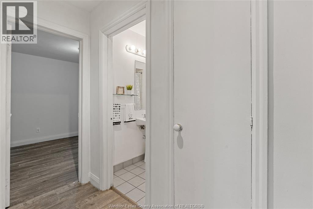 905 St. Mary's, Windsor, Ontario N8S 2V1 - Photo 17 - 25030971