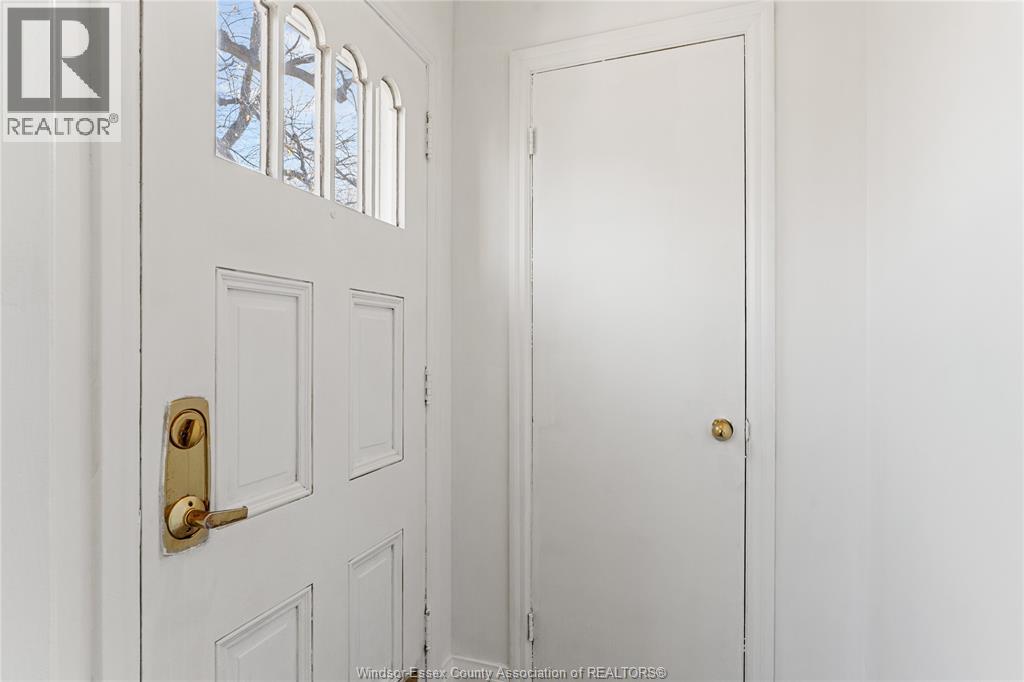 905 St. Mary's, Windsor, Ontario N8S 2V1 - Photo 19 - 25030971