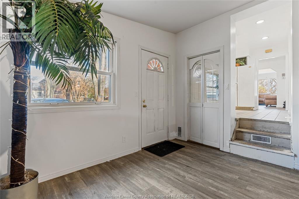 905 St. Mary's, Windsor, Ontario N8S 2V1 - Photo 20 - 25030971