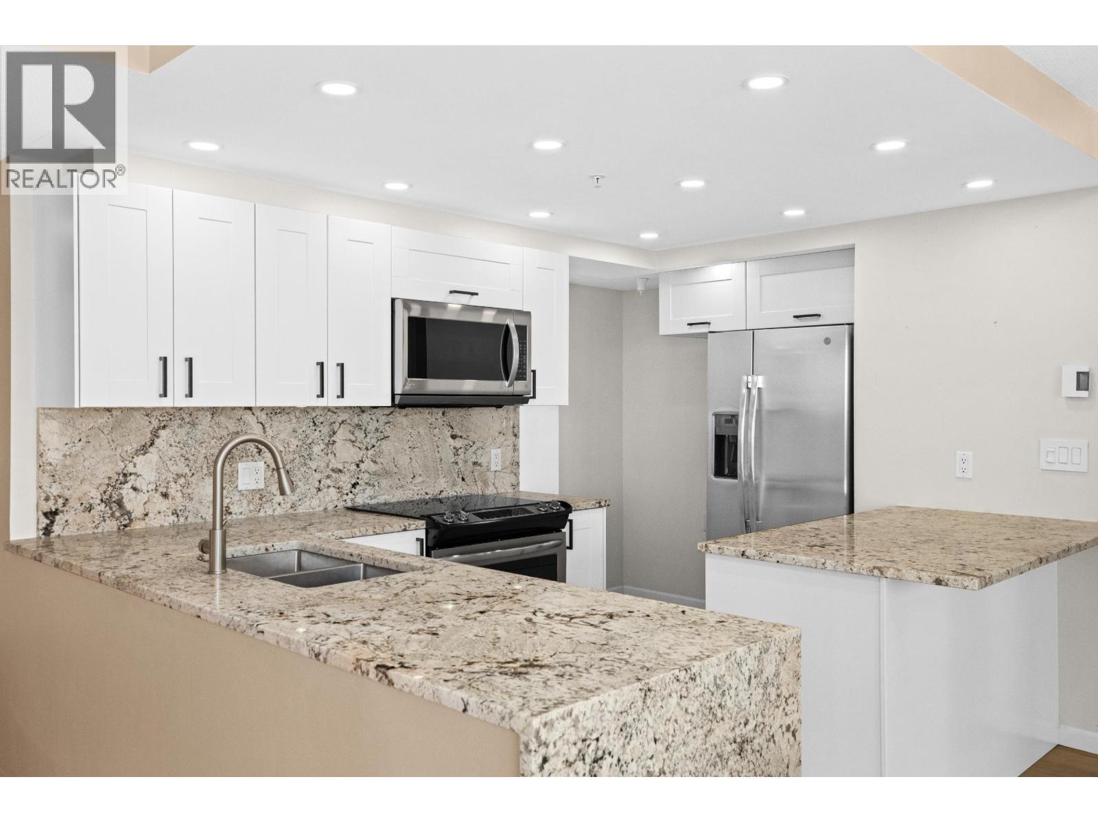 1601 1228 Marinaside Crescent, Vancouver, British Columbia  V6Z 2W4 - Photo 9 - R3071237