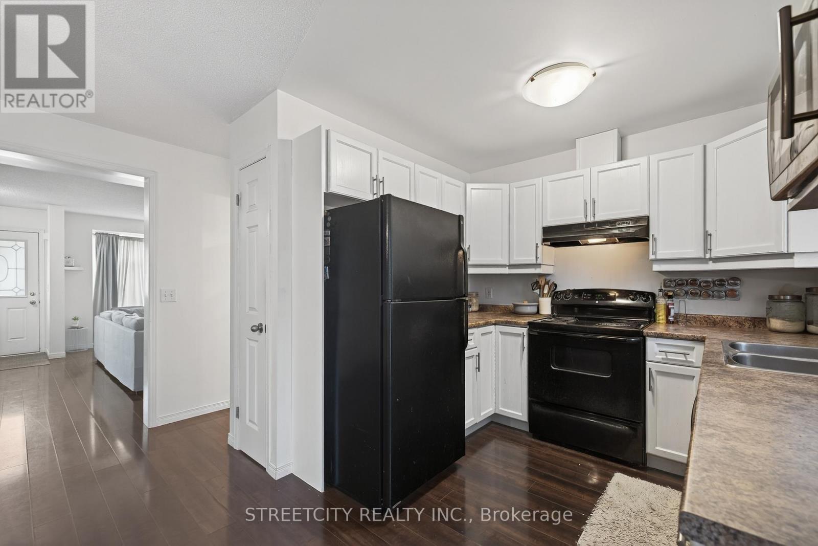 88 - 1320 Savannah Drive, London North, Ontario  N5X 0B7 - Photo 12 - X12594596