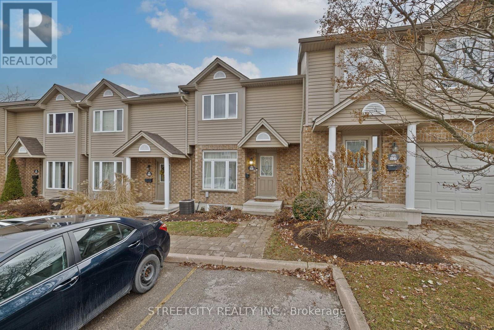 88 - 1320 Savannah Drive, London North, Ontario  N5X 0B7 - Photo 2 - X12594596