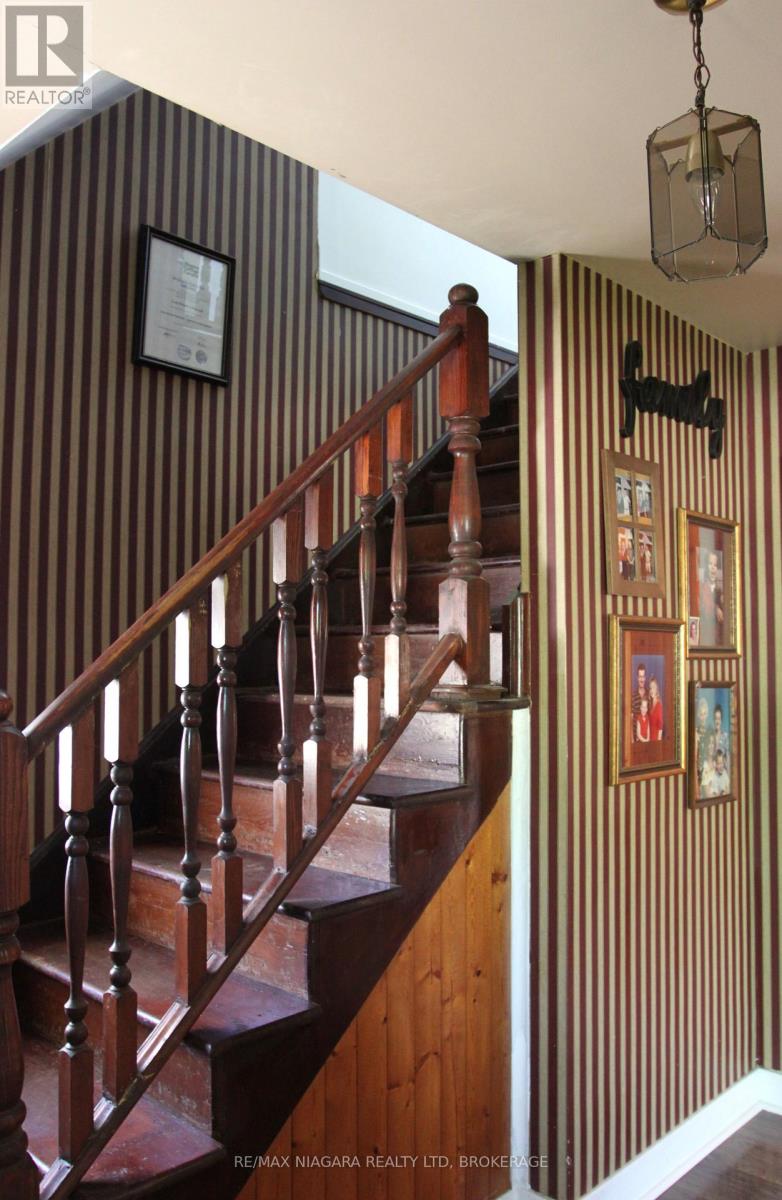 21 Highland Avenue, Fort Erie, Ontario L2A 2X6 - Photo 20 - X12313299