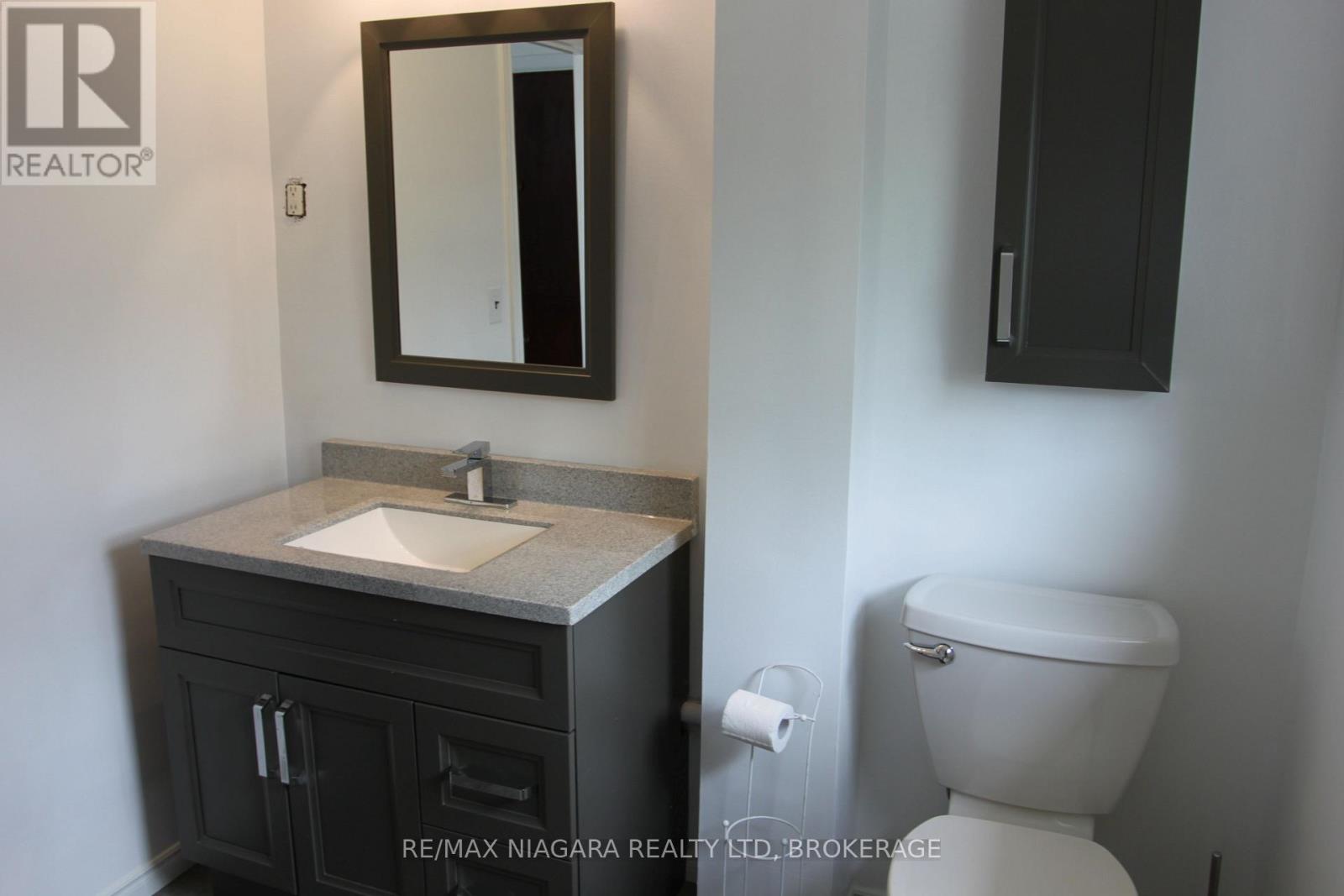 21 Highland Avenue, Fort Erie, Ontario L2A 2X6 - Photo 36 - X12313299