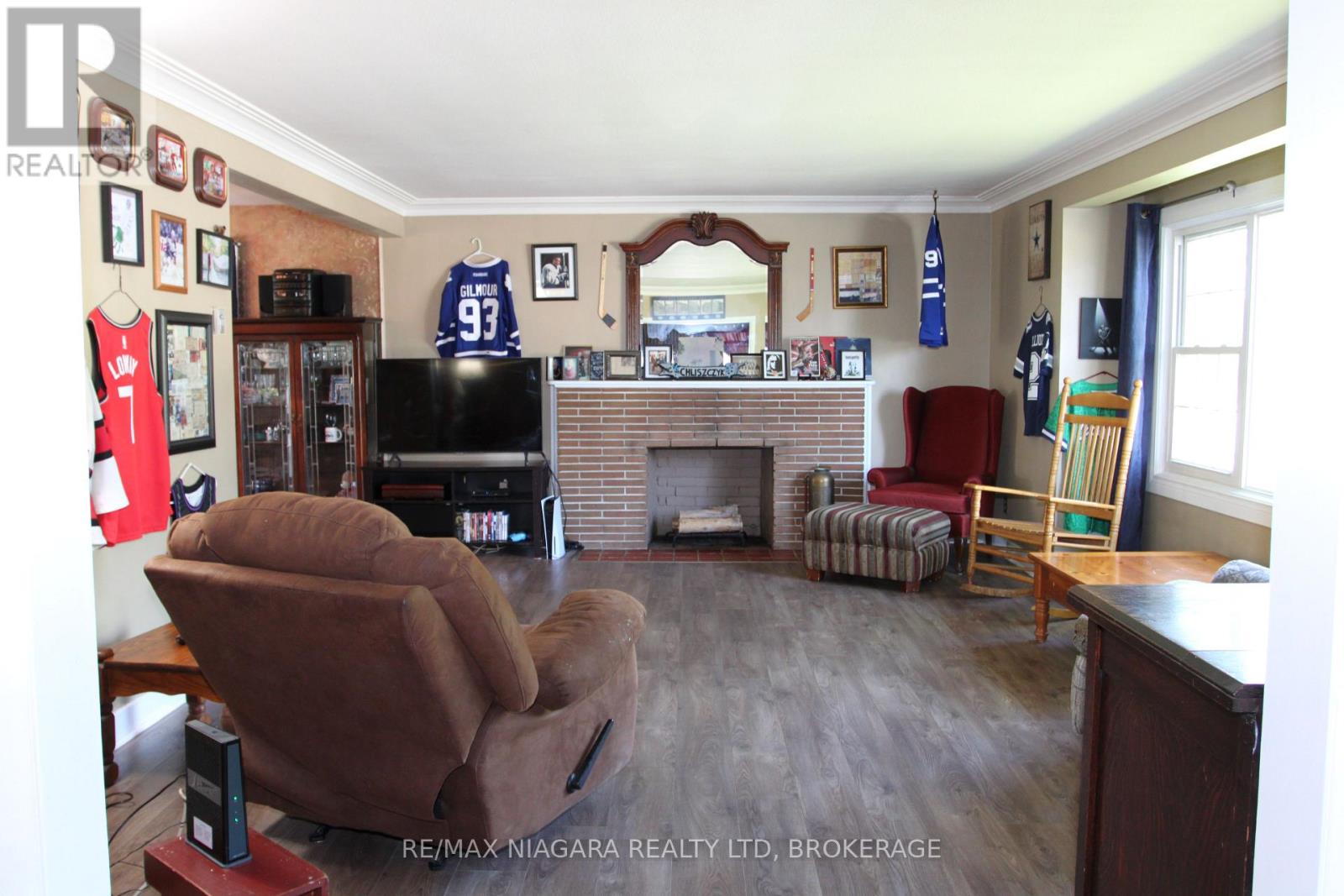 21 Highland Avenue, Fort Erie, Ontario L2A 2X6 - Photo 7 - X12313299