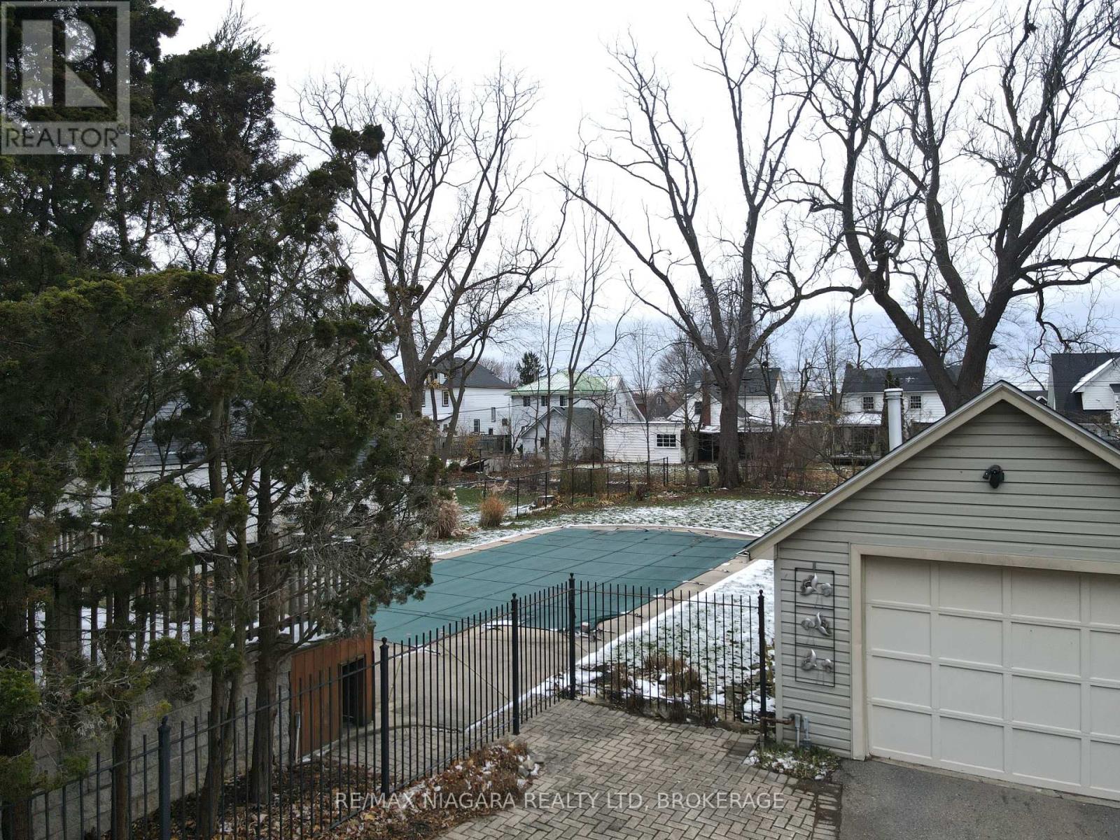 18 Emerick Avenue, Fort Erie, Ontario  L2A 2W3 - Photo 27 - X12434949