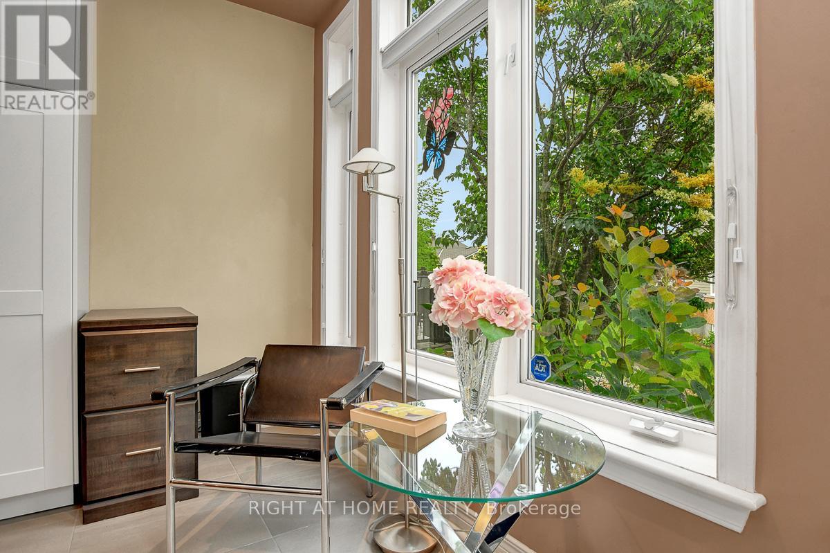 36 Sable Run Drive, Ottawa, Ontario  K2S 1W8 - Photo 13 - X12594554