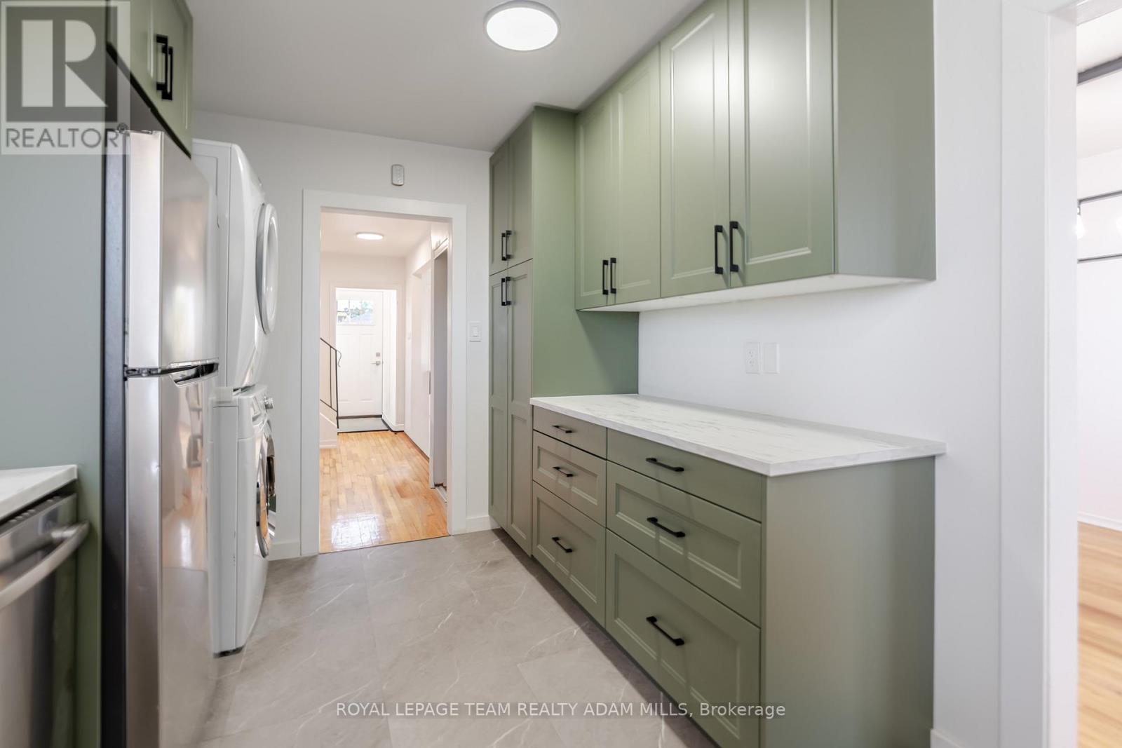 B - 1487 Morisset Avenue, Ottawa, Ontario  K1Z 8H2 - Photo 11 - X12594610